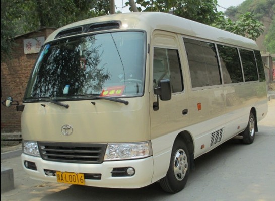 郑州丰田考斯特出租全貌